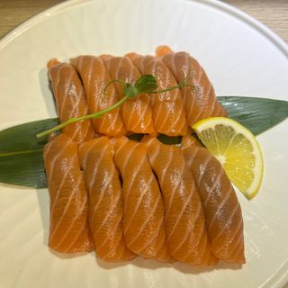 Sushi nigiri sake venere - 10 pezzi