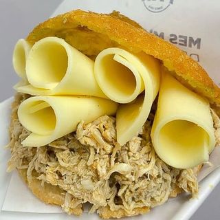 Arepa De Queso Latino