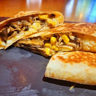 Quesadilla Veggie Lovers 4 piezas 