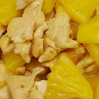 141-Pollo Con Piña