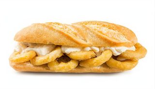 Bocata de rabas al alioli