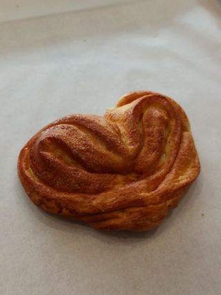 Булочка "Плюшка" (100г)