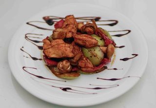 ცხელი სალათი