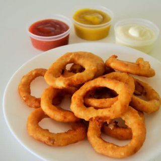 Entrantes 15 Aros De Cebolla Con Salsa