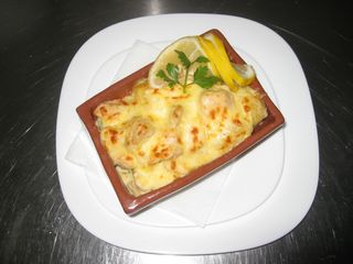 Запеканка с пилешко месо (300г)