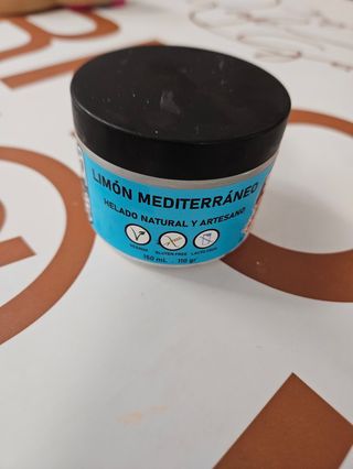 Helado sorbete de limon