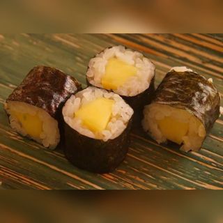 Манго хосо маки 4бр (50г)