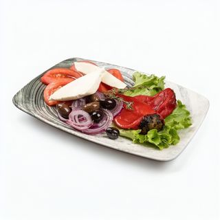 Домашна салата (300г)