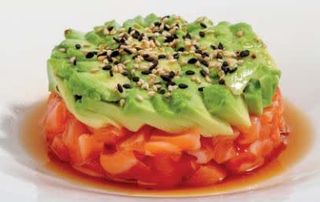 63 Tartare Salmone avocado,salsa ponzu