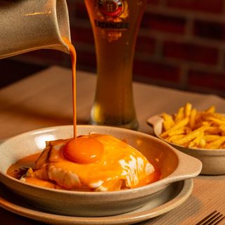 Francesinha Frango Meia Dose
