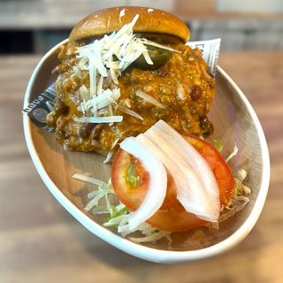 CHILI BURGER