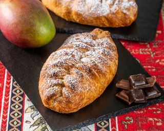 Croissant Mango Czekolada