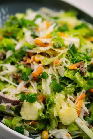 Salata s junetinom