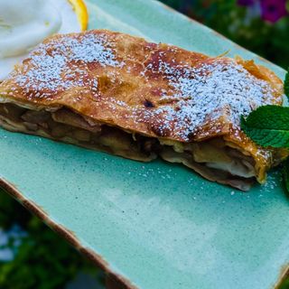 Штрудель з яблуками  (150 г.)