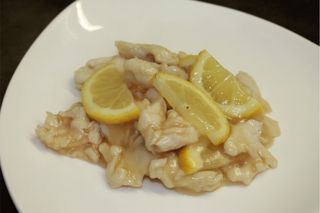 255 Pollo fritto al limone in salsa di limone