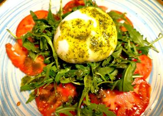 Ensalada De Burrata