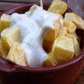 Patatas Alioli (Ración)
