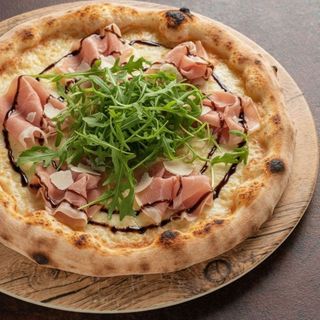 Pizza CRUDO e RUCOLA