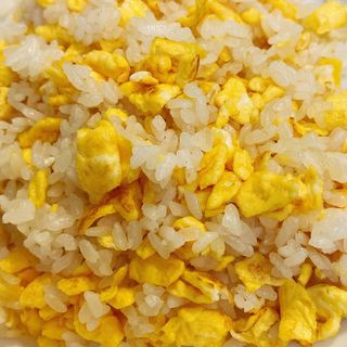 27A. Arroz frito con huevo 