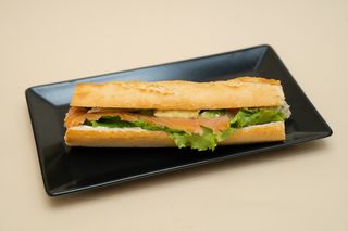 Veliki sendvič sa lososom
