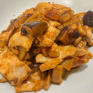 Pollo Con Bambú Y Setas