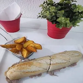 Baguete de bifana