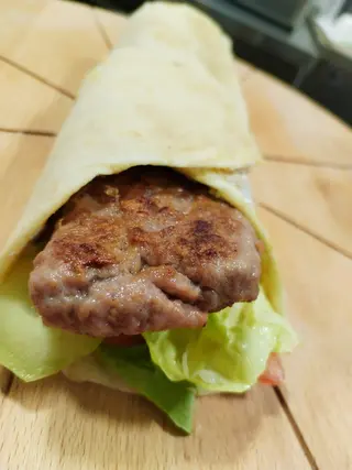 Šiš ćevap u tortilji