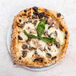 Bianca, cotto e funghi