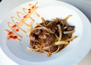 47 Ternera Con Cebolla