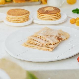 Slatka palačinka sa džemom