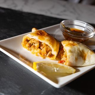 Empanada carne cortada a cuchillo