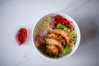 Ქათმის სალათი