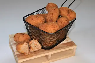 Croquetas Fritas De Carne Rustida (4 Uds.)