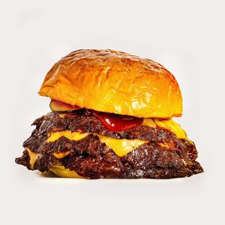 CLASSIC TRIPLE CHEESEBURGER