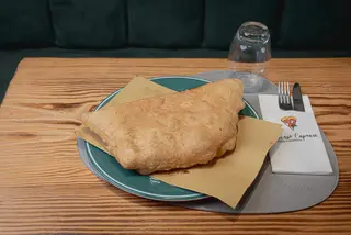 Pizza fritta completa