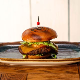 Hamburguesa De Pulled BBQ