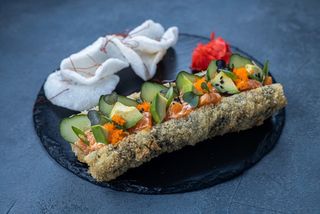 Суши хот-дог з лососем (350г)