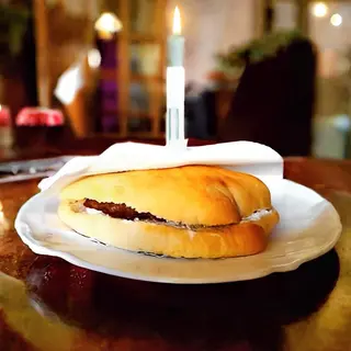 Hamburger  120 gr i pomfrit + Coca-Cola