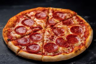 Pizza Pepperoni (33 Cm.)