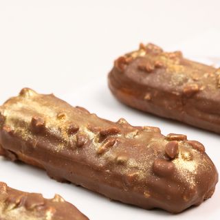 Еклер шоколадний, 80 грам