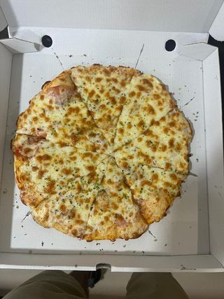 Pizza Jamón Y Queso (28 Cm.)