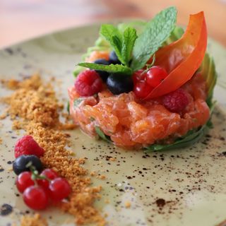 Tartare De Salmón