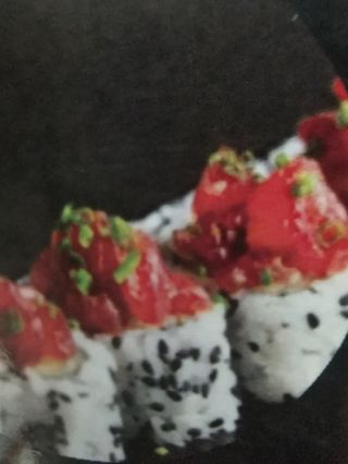 Uramaki De Tuna Tartar Roll (8 Uds.)