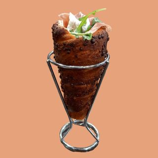 Kurtò Delita - (CONO)