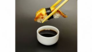 Nigiri wędzony węgorz 1 szt