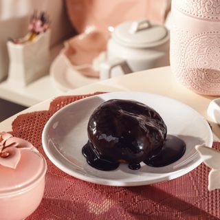 პონპონჩიკები შოკოლადის კრემით (ექსტა დრესინგით) 5ც