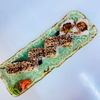 77. Maki Roll De Pollo Crujiente (8 Pzs.)