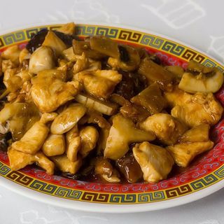 Pollo Con Bambú Y Setas