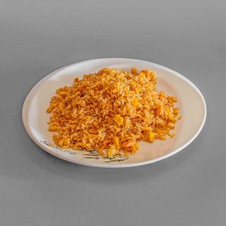 27 - Riso con salmone e verdure, con salsa piccante