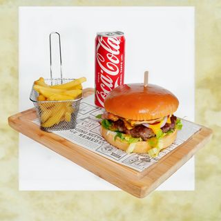 Classic burger + Coca Cola 0.33l